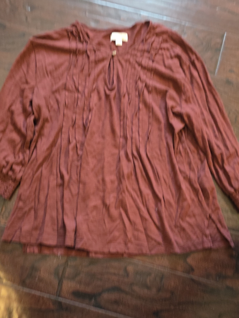 Knox Rose Burgundy Pleated Long Sleeve Tunic